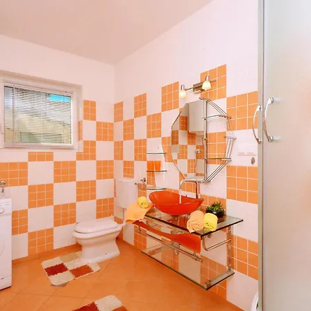 Apartamento Lovely In Okrug Gornji Trogir