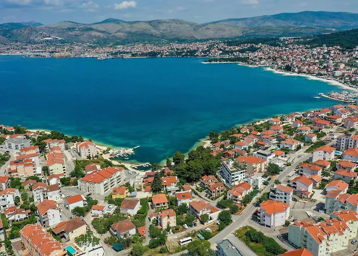 3 Bedroom Stunning In Okrug Gornji *