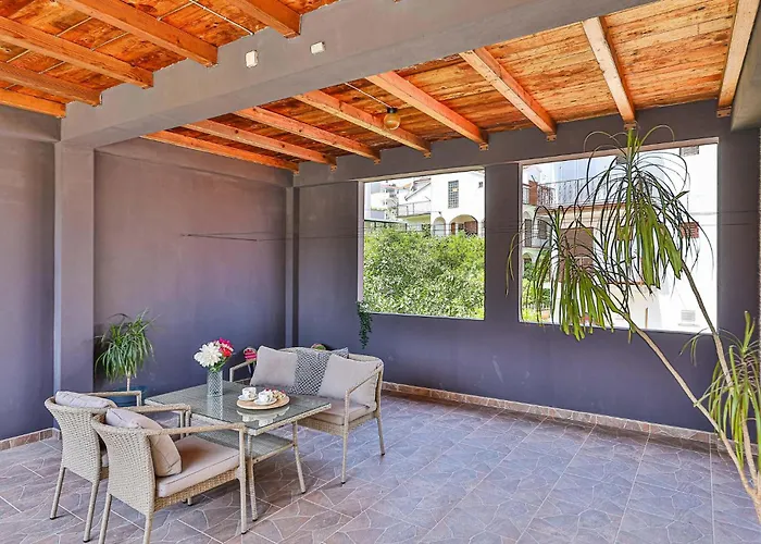 3 Bedroom Stunning In Okrug Gornji *