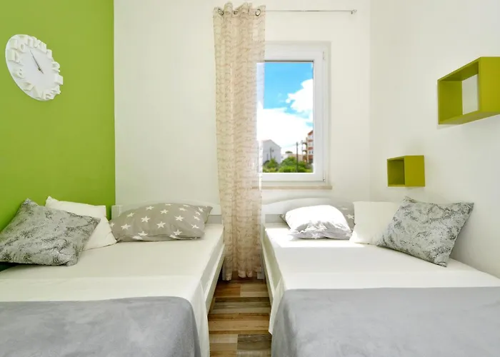 Apartmán 3 Bedroom Stunning In Okrug Gornji *