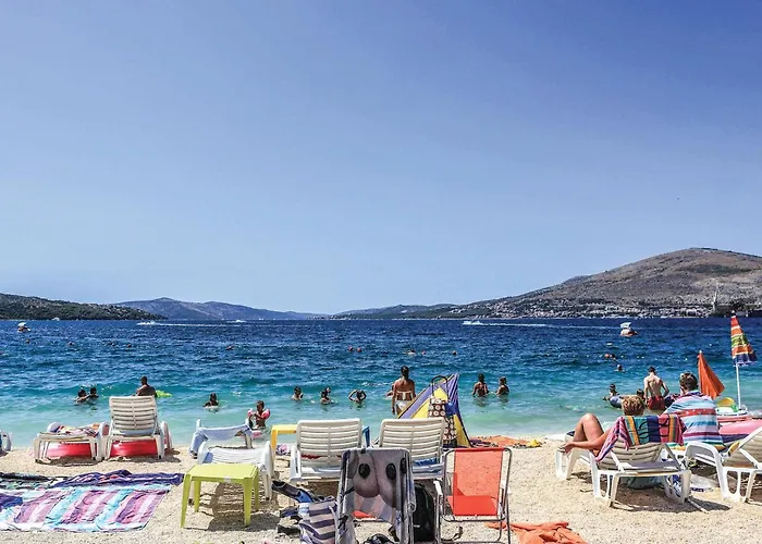 Appartement 3 Bedroom Stunning In Okrug Gornji *