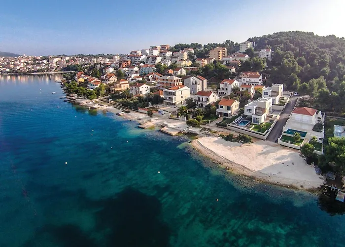 3 Bedroom Stunning In Okrug Gornji